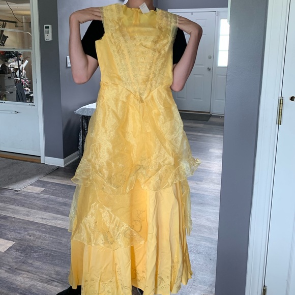 Belle Ball Gown Small (4-6) Yellow - Picture 2 of 11